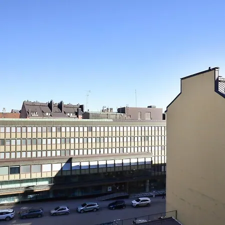 A Stylish Retro Near The Metro And Essential Services Helsinki