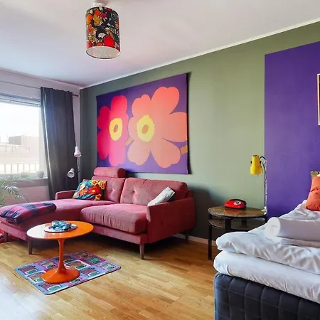Apartamento A Stylish Retro Near The Metro And Essential Services