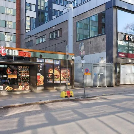 A Stylish Retro Near The Metro And Essential Services Apartamento *